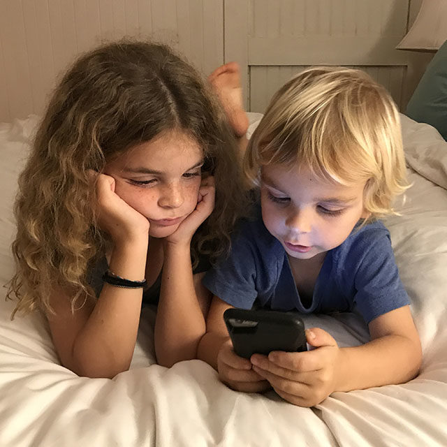Managing Kids’ Screen Time and Technology